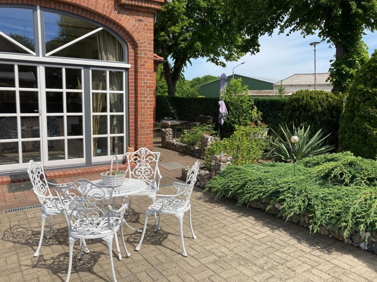 Landhausidyll Ferienwohnung Grundshagen Exterior photo